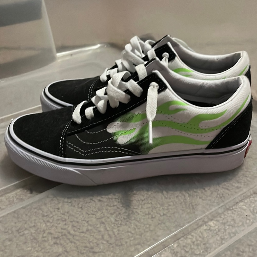 vans